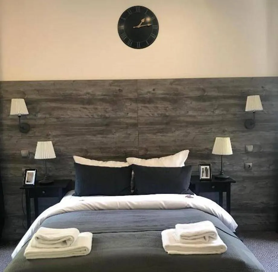 Hamburg Room location